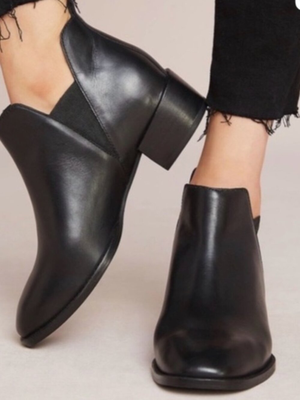 Classic Seychelles Offstage Ankle Boot